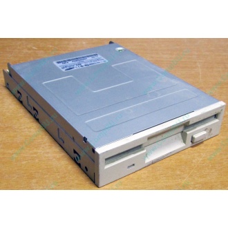 Флоппи-дисковод 3.5" Samsung SFD-321B белый (Внуково)